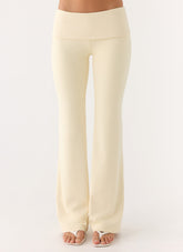 Renae Low Rise Pants - Baby Yellow