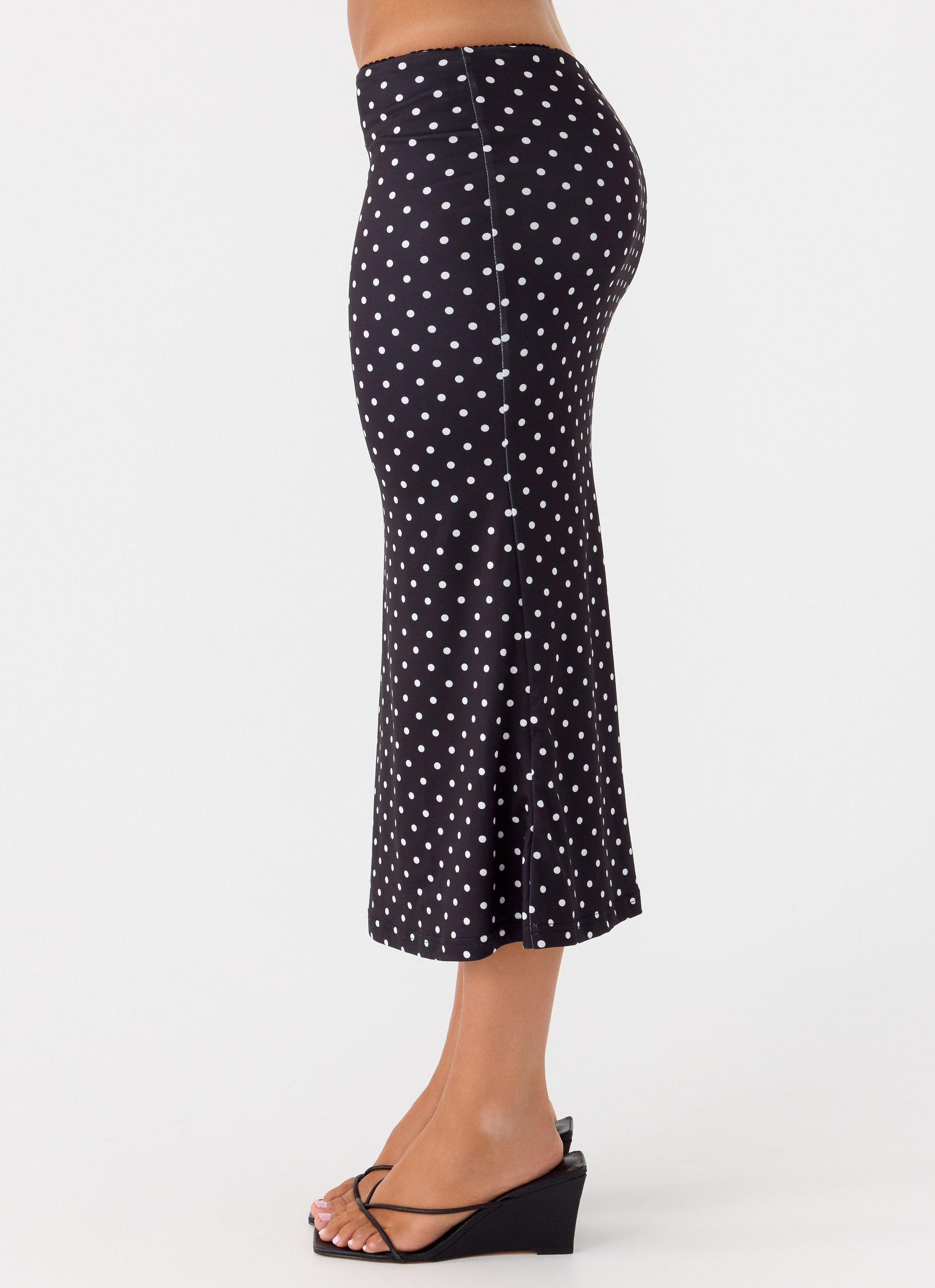 Bahama Low Rise Midi Skirt - Black Polkadot