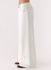 Neo Low Rise Wide Leg Denim Jeans - Ivory