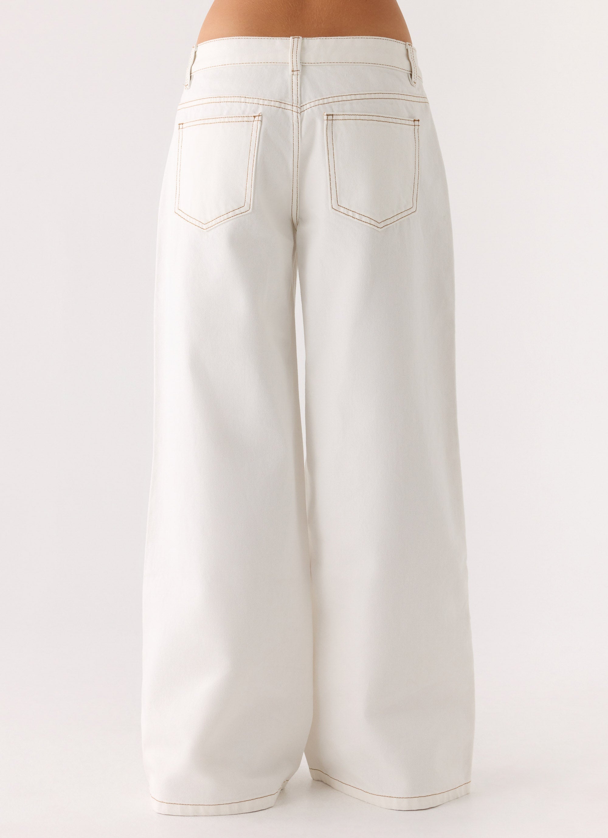 Neo Low Rise Wide Leg Denim Jeans - Ivory